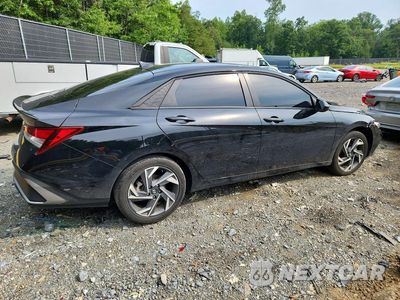 Trzecie zdjęcie samochodu z tyłu: 2025 HYUNDAI ELANTRA SEL SPORT VIN:KMHLM4DG3SU051774 - miniatura