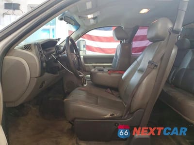 Zdjęcie 7 z 12 samochodu: 2012 CHEVROLET SILVERADO K2500 HEAVY DUTY VIN:1GC2KVC89CZ128612 - miniatura