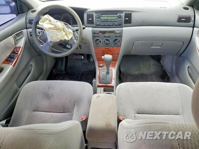 Zdjęcie 8 z 12 samochodu: 2005 TOYOTA COROLLA LE VIN:1NXBR32E85Z390849 - miniatura