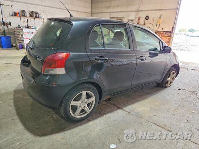 Trzecie zdjęcie samochodu z tyłu: 2010 TOYOTA YARIS VIN:JTDKT4K36A5318207 - miniatura