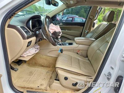 Zdjęcie 7 z 12 samochodu: 2018 JEEP GRAND CHEROKEE OVERLAND VIN:1C4RJECG7JC204823 - miniatura