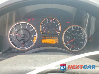 Zdjęcie 9 z 12 samochodu: 2010 NISSAN TITAN SE VIN:1N6AA0EC2AN314125 - miniatura