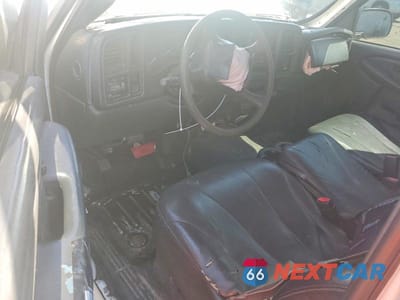 Zdjęcie 8 z 12 samochodu: 2002 CHEVROLET SILVERADO C2500 HEAVY DUTY VIN:1GCHC24U32Z259888 - miniatura
