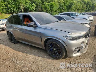 Czwarte zdjęcie samochodu z boku: 2016 BMW X5 M VIN:5YMKT6C57G0R77843 - miniatura