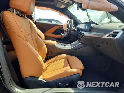 Zdjęcie 8 z 12 samochodu: 2025 BMW M240I VIN:3MW43CM09S8F32051 - miniatura