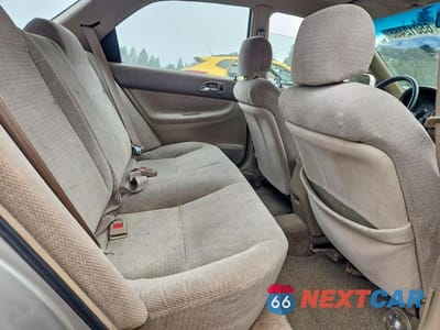 Zdjęcie 10 z 12 samochodu: 1997 HONDA ACCORD LX VIN:1HGCE1821VA000439 - miniatura