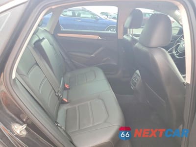 Zdjęcie 10 z 12 samochodu: 2021 VOLKSWAGEN PASSAT SE VIN:1VWSA7A30MC008673 - miniatura