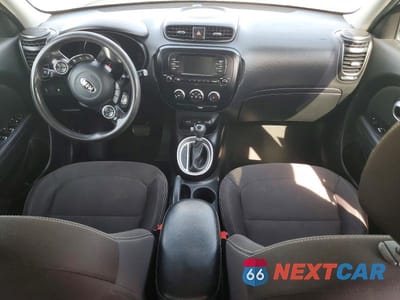 Zdjęcie 8 z 12 samochodu: 2018 KIA SOUL BASE VIN:KNDJN2A25J7577990 - miniatura
