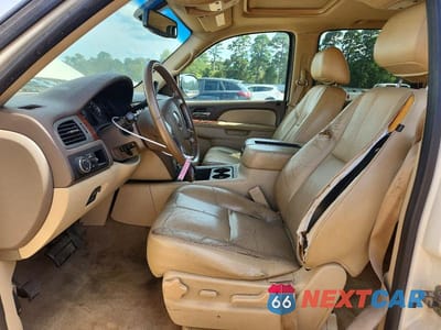 Zdjęcie 7 z 13 samochodu: 2011 GMC YUKON SLT VIN:1GKS1CE09BR115425 - miniatura