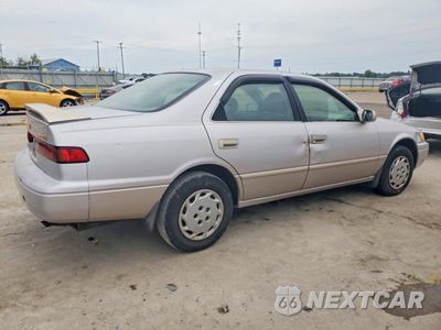 Trzecie zdjęcie samochodu z tyłu: 1997 TOYOTA CAMRY LE VIN:4T1BG22K1VU034166 - miniatura