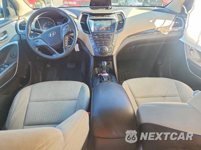 Zdjęcie 8 z 13 samochodu: 2017 HYUNDAI SANTA FE SE VIN:KM8SMDHF4HU252539 - miniatura
