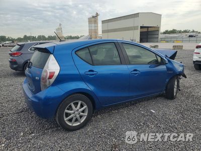 Trzecie zdjęcie samochodu z tyłu: 2013 TOYOTA PRIUS C THREE VIN:JTDKDTB31D1553195 - miniatura