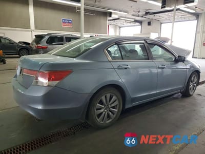 Trzecie zdjęcie samochodu z tyłu: 2011 HONDA ACCORD EXL VIN:1HGCP2F8XBA054194 - miniatura