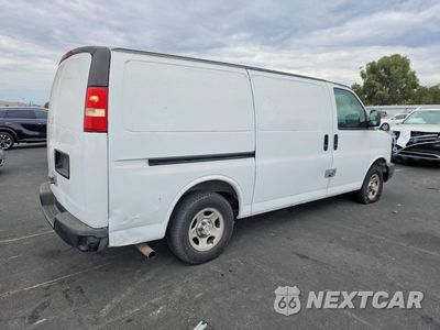 Trzecie zdjęcie samochodu z tyłu: 2008 CHEVROLET EXPRESS G1500 DELIVERY VAN VIN:1GCFG15X381150336 - miniatura