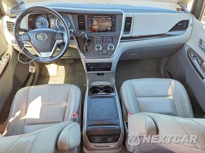 Zdjęcie 8 z 13 samochodu: 2015 TOYOTA SIENNA XLE PREMIUM 7-PASSENGER VIN:5TDDK3DC6FS105200 - miniatura
