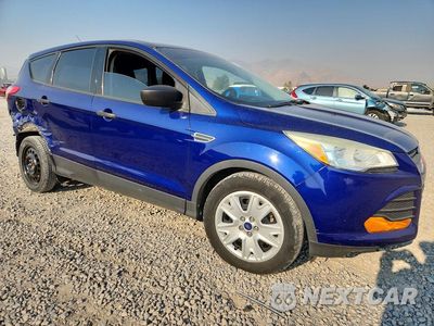 Czwarte zdjęcie samochodu z boku: 2014 FORD ESCAPE S VIN:1FMCU0F74EUB46497 - miniatura