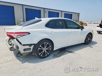 Trzecie zdjęcie samochodu z tyłu: 2020 TOYOTA CAMRY SE VIN:4T1M11AK8LU388849 - miniatura