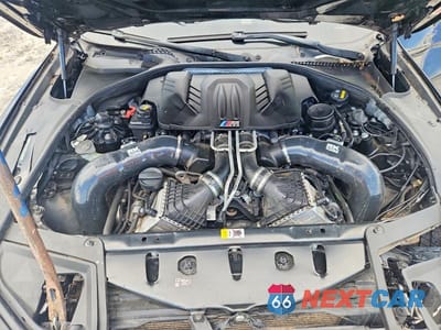 Zdjęcie 11 z 12 samochodu: 2016 BMW M5 VIN:WBSFV9C5XGG343609 - miniatura