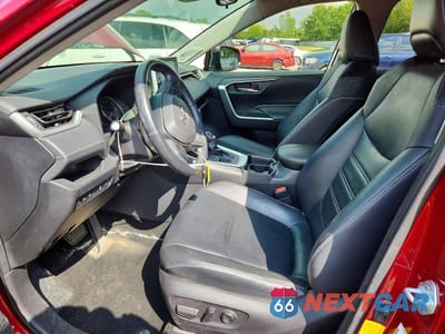 Zdjęcie 7 z 13 samochodu: 2019 TOYOTA RAV4 XLE PREMIUM VIN:JTMA1RFVXKD036668 - miniatura