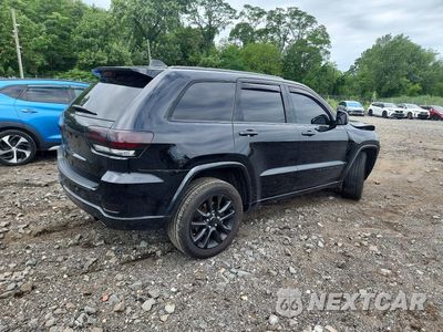 Trzecie zdjęcie samochodu z tyłu: 2021 JEEP GRAND CHEROKEE LAREDO VIN:1C4RJFAG1MC726263 - miniatura
