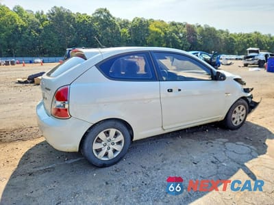 Trzecie zdjęcie samochodu z tyłu: 2008 HYUNDAI ACCENT GS VIN:KMHCM36C38U059516 - miniatura