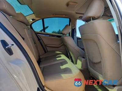 Zdjęcie 10 z 12 samochodu: 2005 BMW 325 I VIN:WBAET37425NJ91242 - miniatura