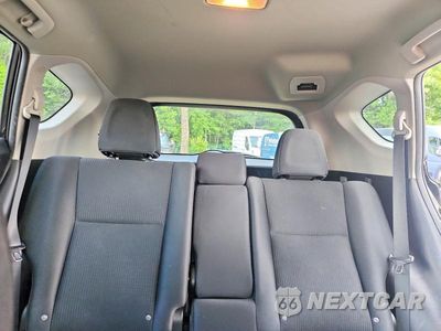 Zdjęcie 10 z 13 samochodu: 2017 TOYOTA RAV4 LE VIN:2T3BFREV5HW598478 - miniatura