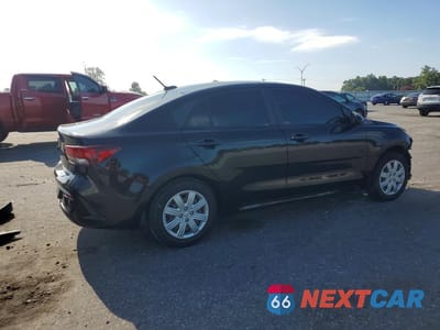 Trzecie zdjęcie samochodu z tyłu: 2021 KIA RIO LX VIN:3KPA24AD4ME413138 - miniatura