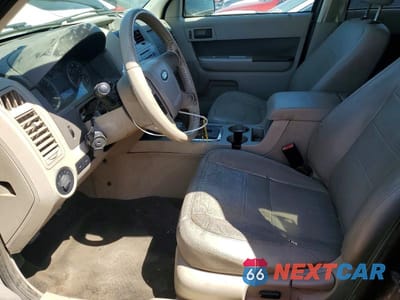 Zdjęcie 7 z 13 samochodu: 2012 FORD ESCAPE XLT VIN:1FMCU0DG6CKB68075 - miniatura