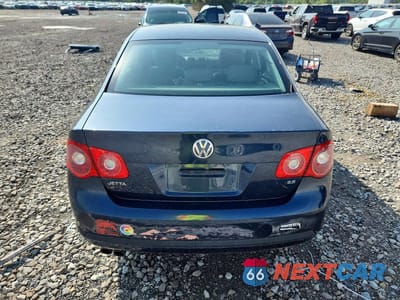 Zdjęcie 6 z 12 samochodu: 2005 VOLKSWAGEN NEW JETTA 2.5 VIN:3VWRF71K45M620673 - miniatura