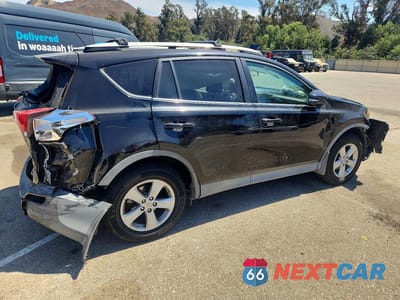 Trzecie zdjęcie samochodu z tyłu: 2013 TOYOTA RAV4 XLE VIN:2T3RFREV9DW069804 - miniatura