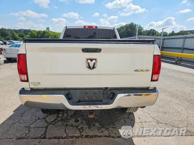 Zdjęcie 6 z 13 samochodu: 2017 RAM 2500 ST VIN:3C6TR5CT3HG704116 - miniatura