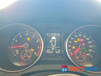 Zdjęcie 9 z 12 samochodu: 2011 VOLKSWAGEN GOLF VIN:WVWDA7AJ0BW288469 - miniatura