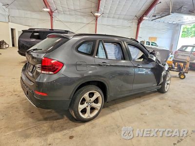 Trzecie zdjęcie samochodu z tyłu: 2014 BMW X1 XDRIVE35I VIN:WBAVM5C52EVV93298 - miniatura