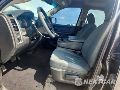 Zdjęcie 7 z 12 samochodu: 2018 RAM 1500 ST VIN:1C6RR7FT1JS165821 - miniatura