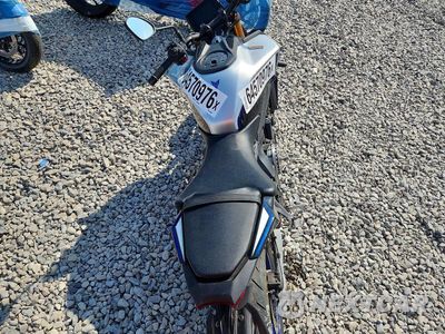 Zdjęcie 6 z 8 samochodu: 2026 YAMAHA MT09 SP VIN:JYARN95EXTA003662 - miniatura