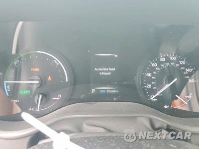 Zdjęcie 9 z 13 samochodu: 2021 TOYOTA SIENNA XLE VIN:5TDJSKFC5MS007847 - miniatura