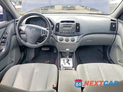 Zdjęcie 8 z 12 samochodu: 2010 HYUNDAI ELANTRA GLS VIN:KMHDU4AD2AU971036 - miniatura