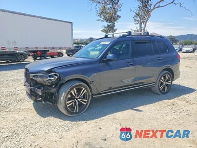 2021 BMW X7 XDRIVE40I 5UXCW2C06M9E19606 - główne zdjęcie licytacji z USA - miniatura