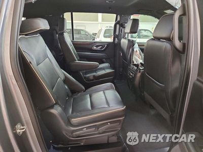 Zdjęcie 11 z 13 samochodu: 2022 CHEVROLET SUBURBAN K1500 PREMIER VIN:1GNSKFKD6NR102824 - miniatura