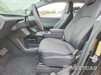 Zdjęcie 7 z 12 samochodu: 2026 TESLA MODEL Y VIN:7SAYGDEE0TA641844 - miniatura