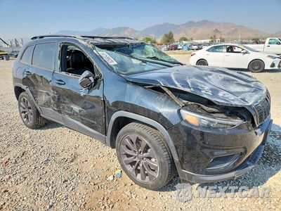 Czwarte zdjęcie samochodu z boku: 2021 JEEP CHEROKEE LATITUDE LUX VIN:1C4PJMMX1MD206484 - miniatura
