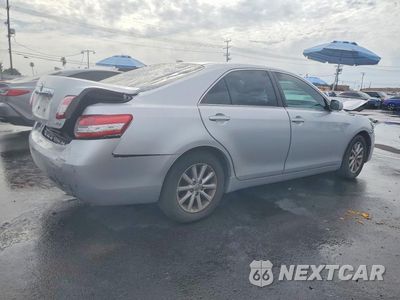 Trzecie zdjęcie samochodu z tyłu: 2011 TOYOTA CAMRY XLE VIN:4T4BF3EKXBR166462 - miniatura