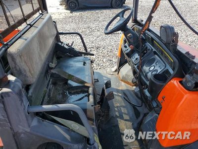 Piąte zdjęcie samochodu w środku: 2005 KUBOTA RTV900 UTILITY VEHICLE VIN:00000000A51037643 - miniatura