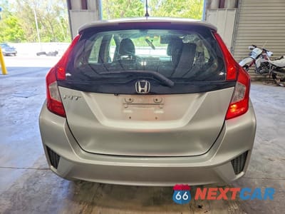 Zdjęcie 6 z 12 samochodu: 2016 HONDA FIT LX VIN:JHMGK5H51GX003480 - miniatura