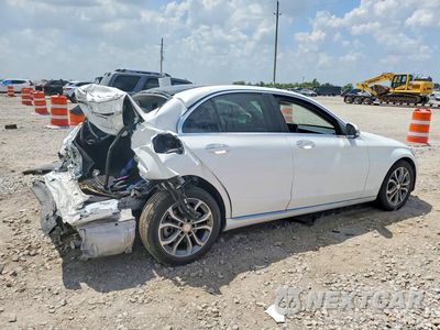 Trzecie zdjęcie samochodu z tyłu: 2016 MERCEDES-BENZ C 300 VIN:55SWF4JB3GU127884 - miniatura