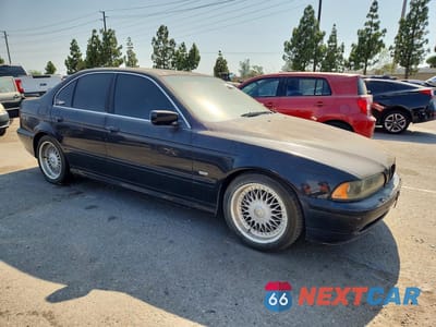 Czwarte zdjęcie samochodu z boku: 2001 BMW 525 I VIN:WBADT334X1GF41235 - miniatura