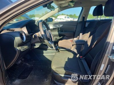 Zdjęcie 7 z 12 samochodu: 2024 KIA FORTE LXS VIN:3KPF24AD1RE734678 - miniatura