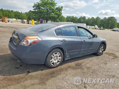 Trzecie zdjęcie samochodu z tyłu: 2012 NISSAN ALTIMA 2.5 VIN:1N4AL2AP4CC201329 - miniatura