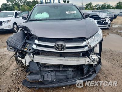 Piąte zdjęcie samochodu w środku: 2018 TOYOTA HIGHLANDER XLE VIN:5TDJZRFH3JS531235 - miniatura